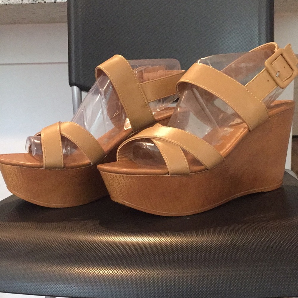 Nude wedge sandals